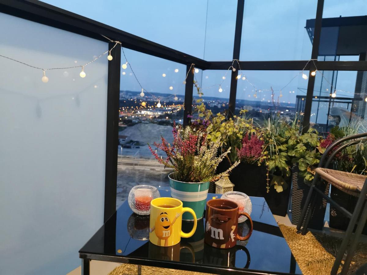 Apartament Przy Bursztynowym Stadionie Danzica Esterno foto
