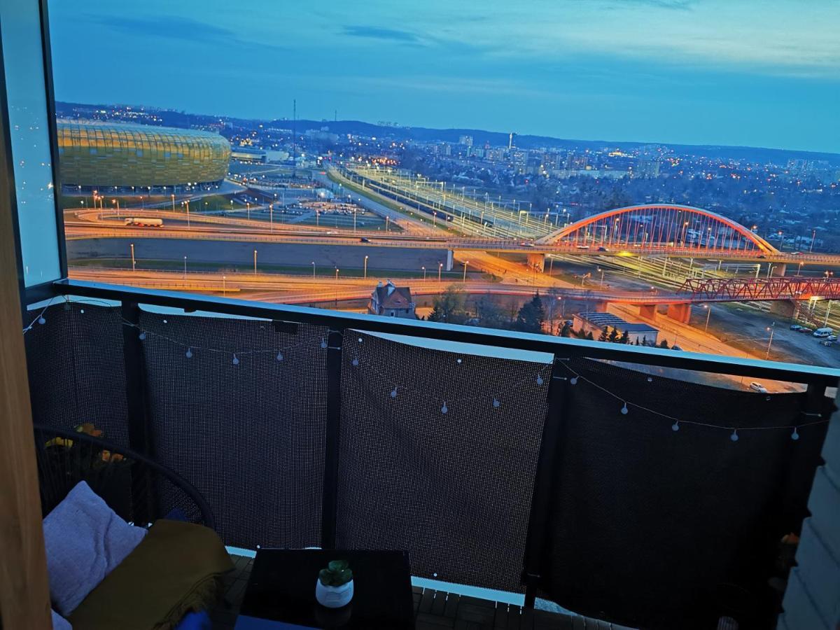 Apartament Przy Bursztynowym Stadionie Danzica Esterno foto