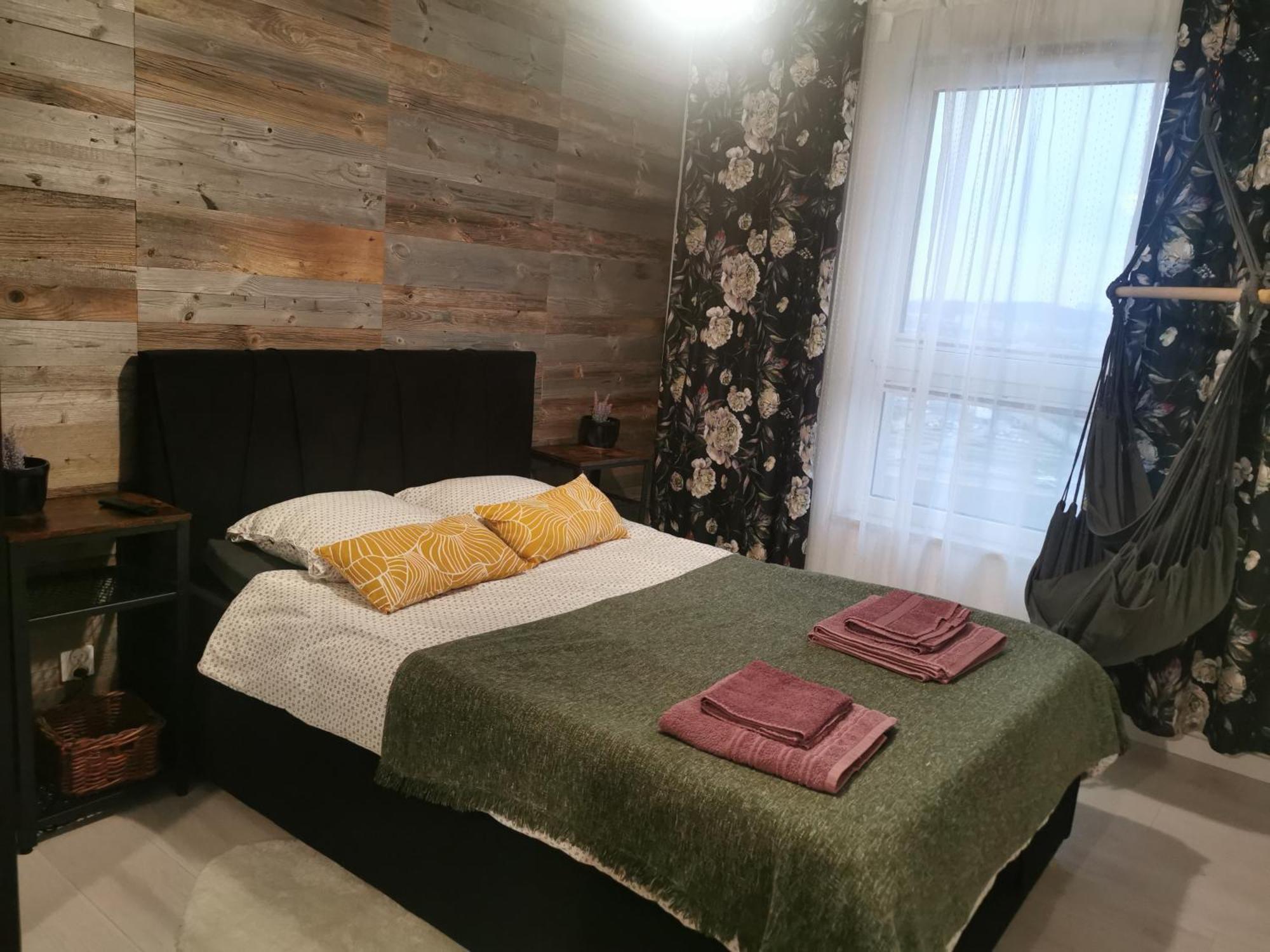 Apartament Przy Bursztynowym Stadionie Danzica Esterno foto